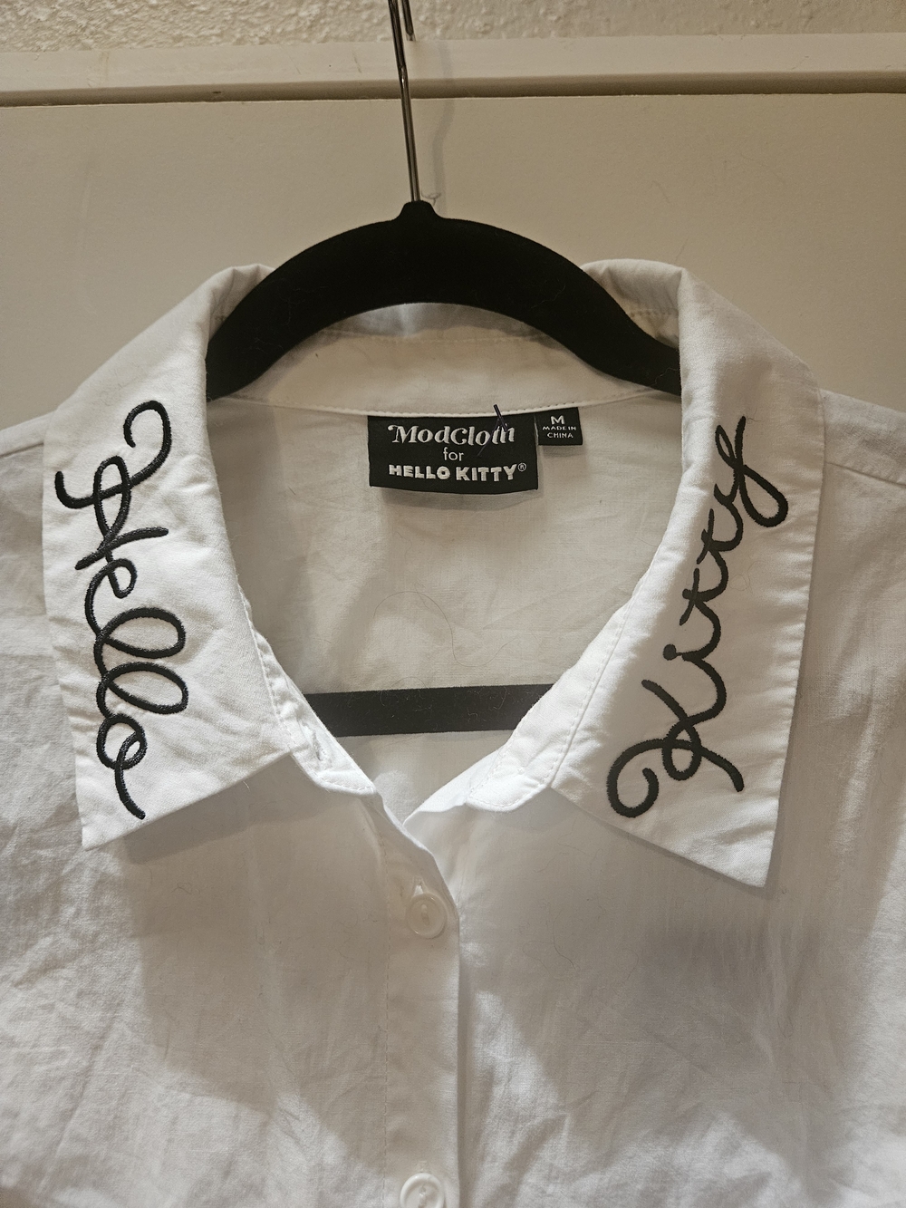 ModCloth x Hello Kitty White Button-Down Shirt with Black Script Collar
